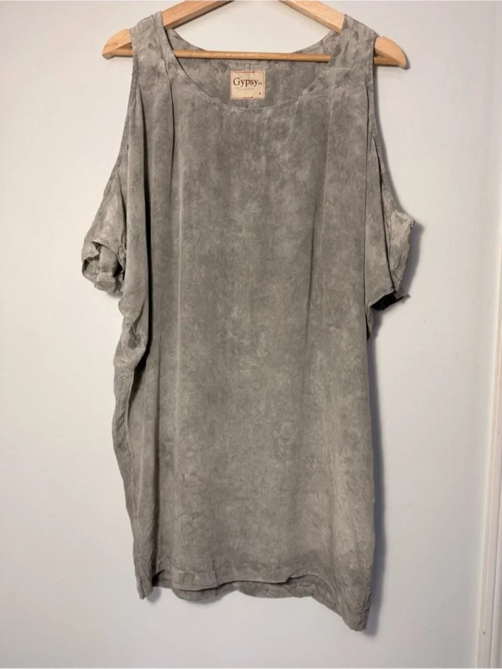 Gypsy 05 Silk Made In US Washed Gray Cold-Shoulder Mini Dress Size S - Picture 4 of 8